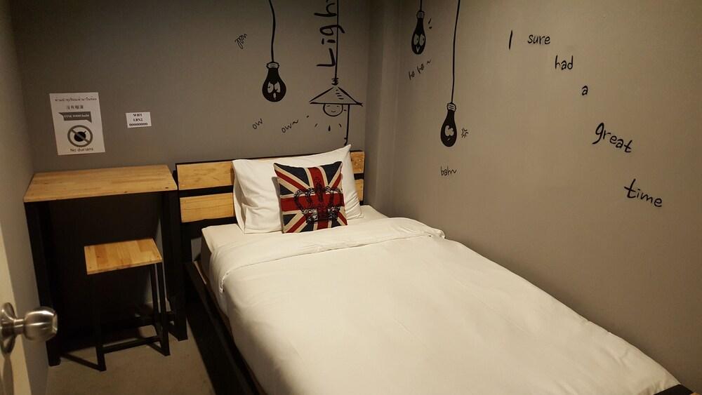 清邁 拉贝尔努特之家旅舍 外观 照片